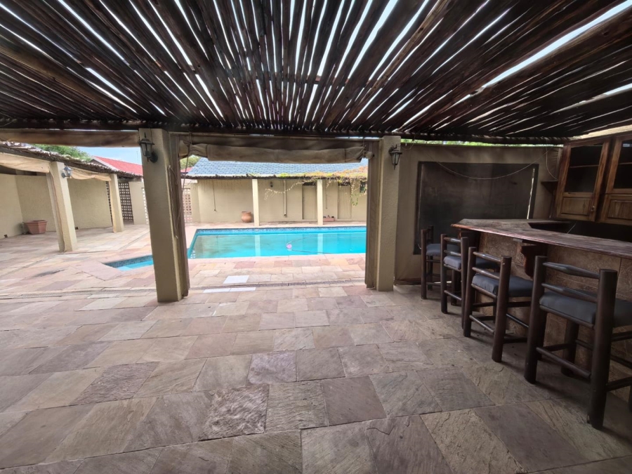 4 Bedroom Property for Sale in Monument Heights Northern Cape